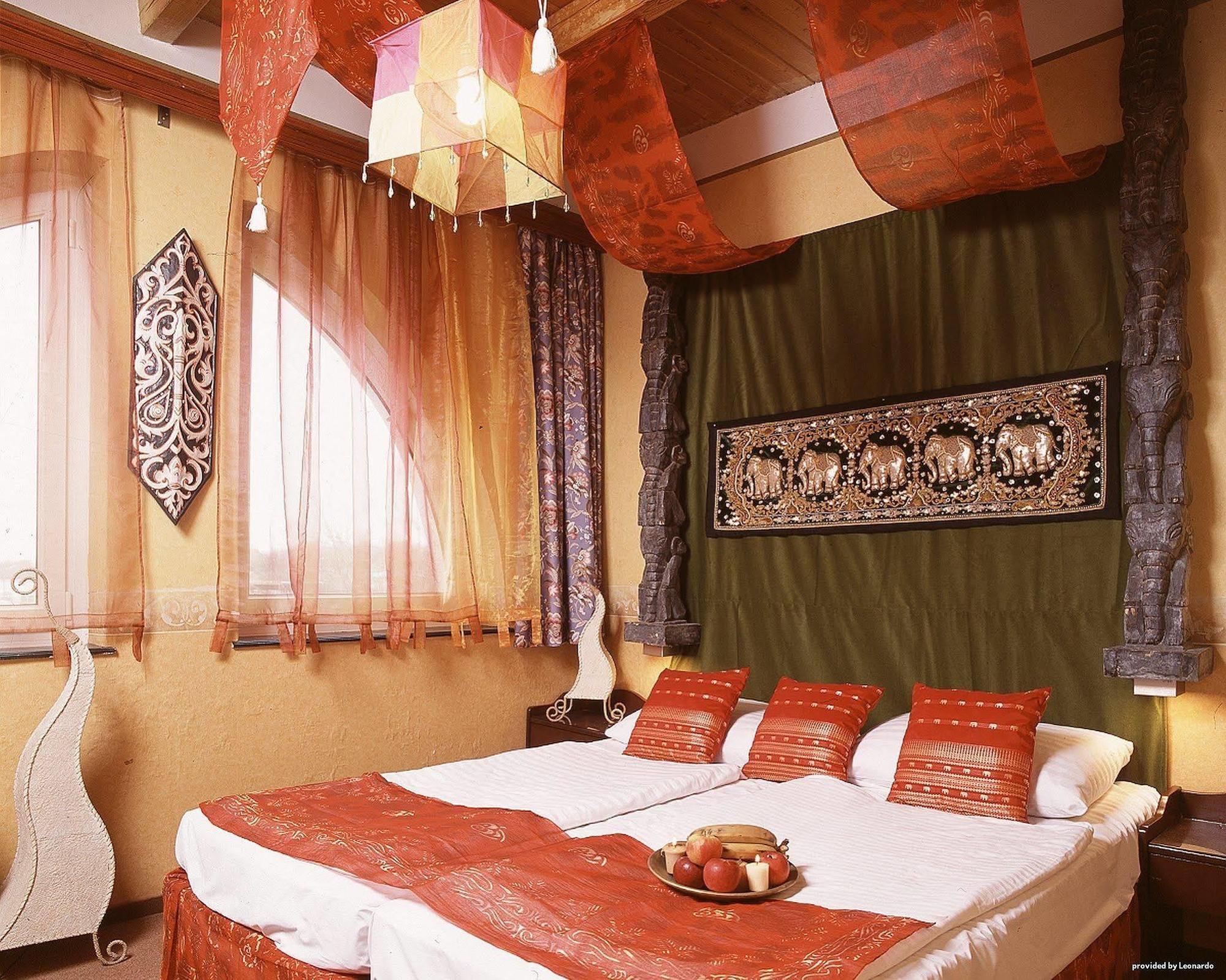 Hotel Janus Boutique & 4*