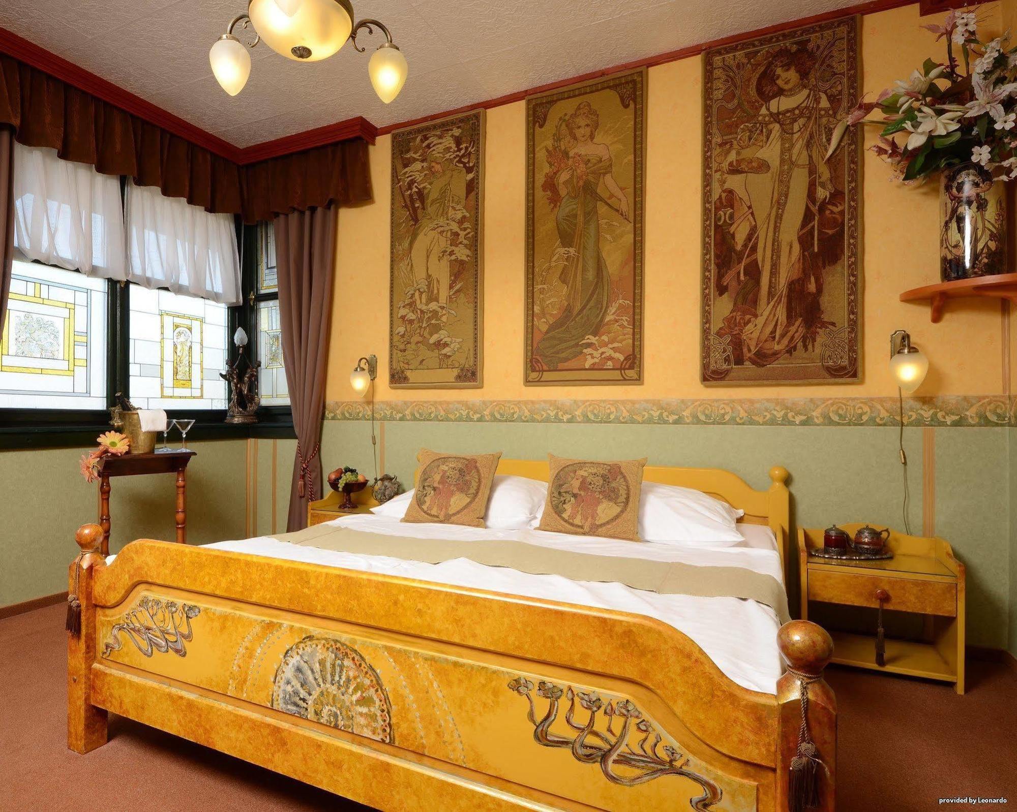 Janus Boutique & Hotel
