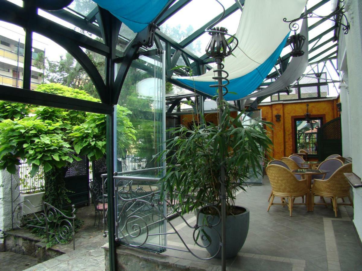 Hotel Janus Boutique &
