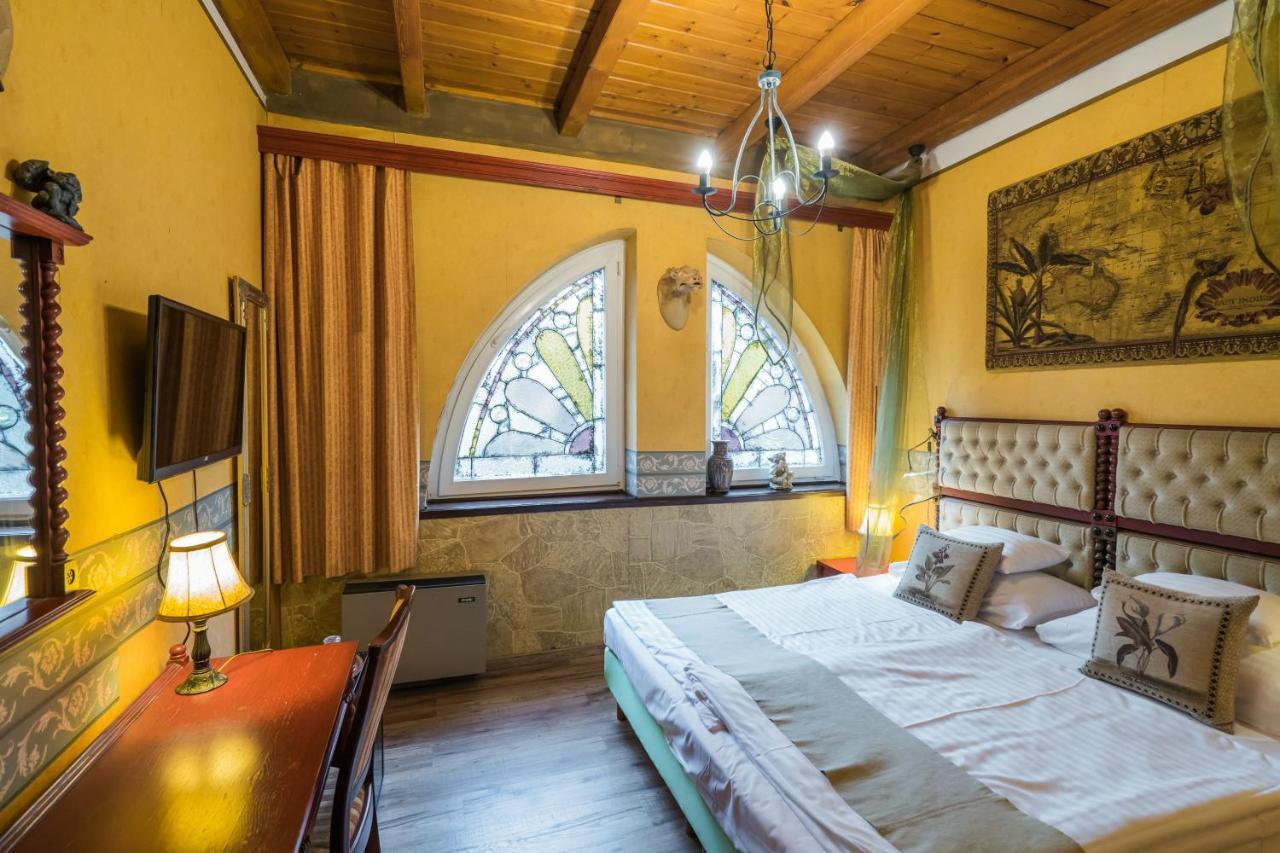 Hotel Janus Boutique & 4*